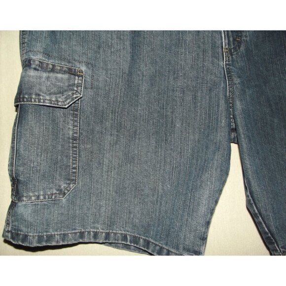 Jean Cargo Shorts Mens 42 x10"inseam Denim paint distressed Y2K Dad - Picture 7 of 13